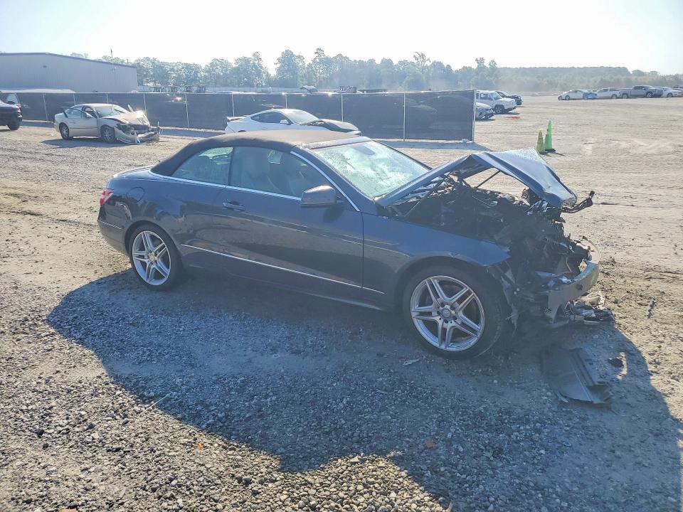 2011 Mercedes-benz E-klasse VIN WDDKK5GF4BF068463 COPART salvage auction — FRONT END, Sc - Cert Of Title-Salvage, sold $625 on 2026-07-27 (photo 4)