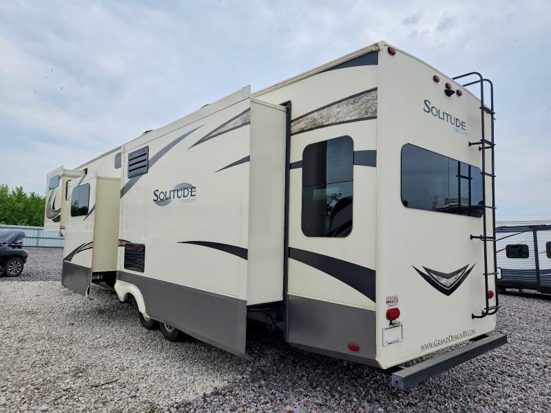 2018 Grand design Solitude VIN 573FS4223J1110376 COPART salvage auction — WATER/FLOOD, IL - SALVAGE CERT-FLOOD, sold $9,000 on 2026-07-20 (photo 3)