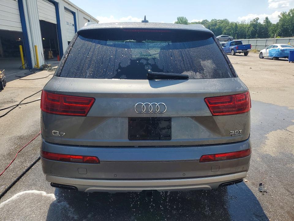 2017 Audi Q7 VIN WA1LAAF7XHD015494 COPART salvage auction — MECHANICAL, AL - CERTIFICATE OF TITLE, sold $2,950 on 2026-07-02 (photo 6)