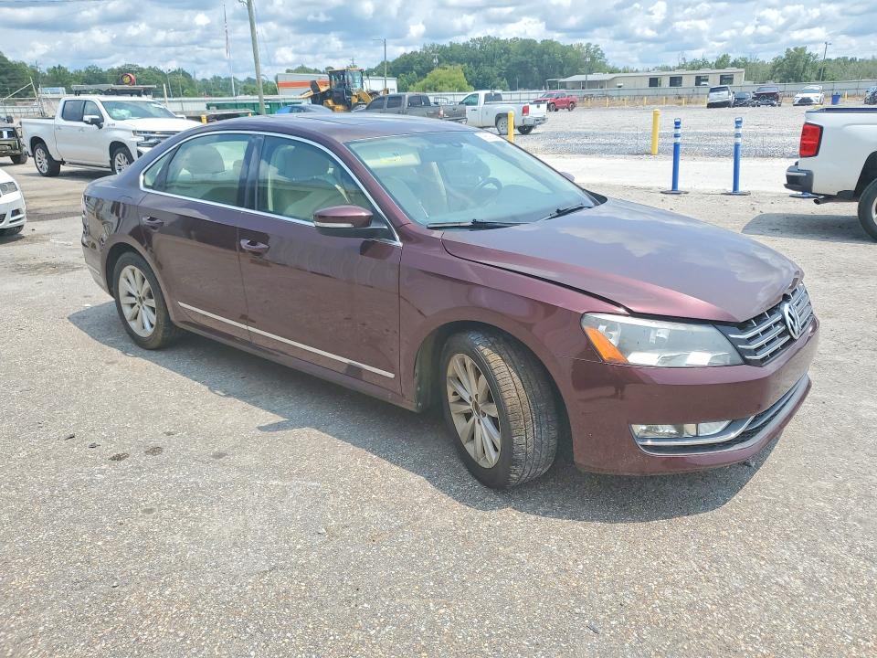 2013 Volkswagen VIN 1VWCH7A31DC023246 COPART salvage auction — NORMAL WEAR, Al - Certificate Of Title, sold $800 on 2026-07-23 (photo 4)