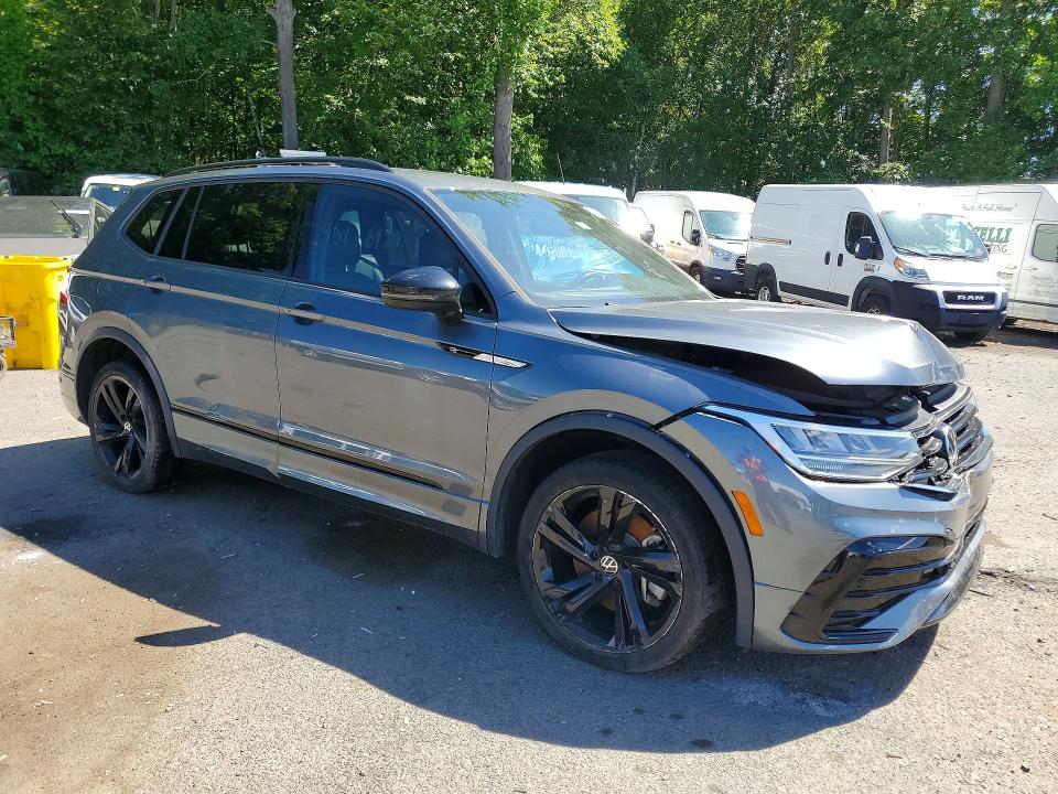 2023 Volkswagen Tiguan VIN 3VVCB7AX5PM126262 COPART salvage auction — FRONT END, Fl - Certificate Of Title, sold $6,700 on 2026-07-09 (photo 4)