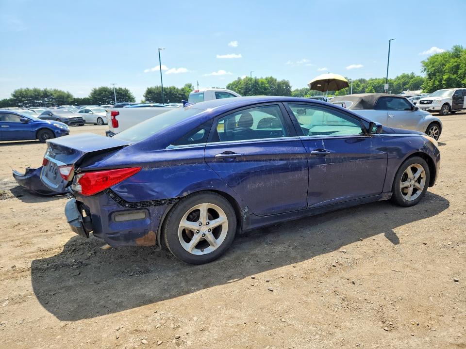 2011 Hyundai Sonata VIN 5NPEB4AC5BH274686 COPART salvage auction — REAR END, MA - CERTIFICATE OF TITLE, sold $900 on 2026-07-09 (photo 3)
