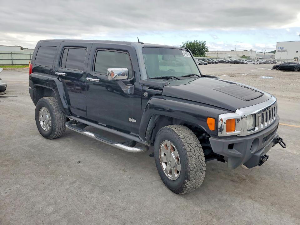 2010 Hummer H3 VIN 5GTMNJEE0A8114962 COPART salvage auction — MINOR DENT/SCRATCHES, OK - CERTIFICATE OF TITLE (P), sold $1,600 on 2026-07-10 (photo 4)