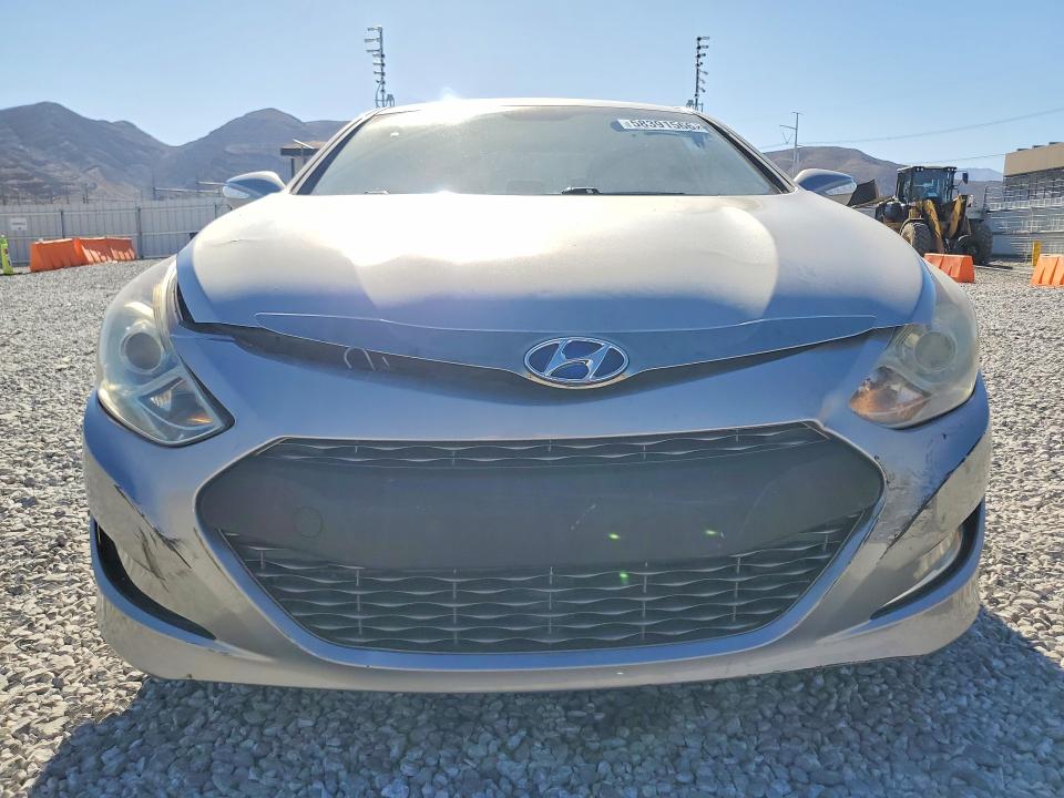 2012 Hyundai Sonata VIN KMHEC4A49CA027097 COPART salvage auction — FRONT END, Nv - Salvage Title, sold $900 on 2026-07-06 (photo 5)