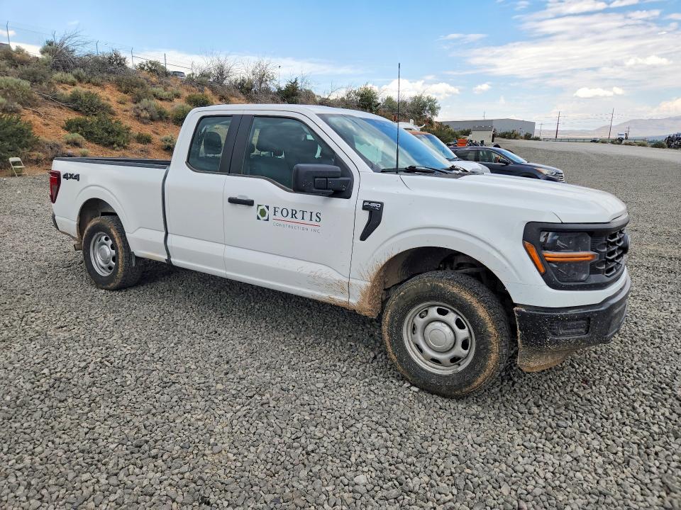 2025 Ford VIN 1FTEX1LP4SKF60093 COPART salvage auction — SIDE, Nv - Salvage Title, sold $13,300 on 2026-07-30 (photo 4)