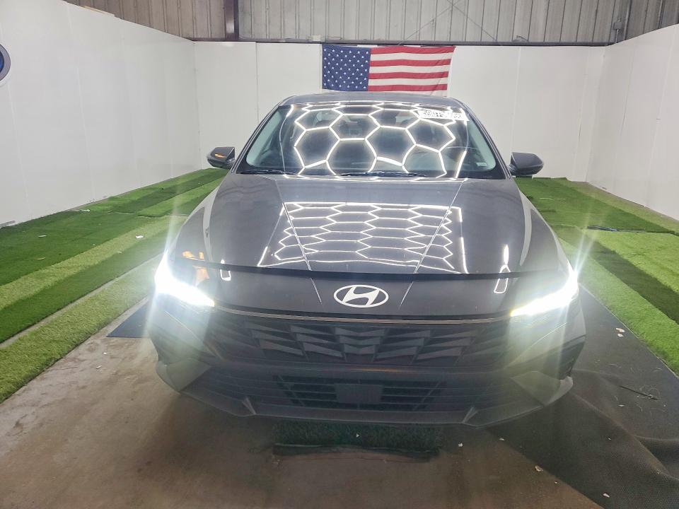 2025 Hyundai Elantra VIN KMHLS4DG2SU904980 COPART salvage auction — SIDE, FL - CERTIFICATE OF TITLE (P), sold $6,000 on 2026-07-15 (photo 5)