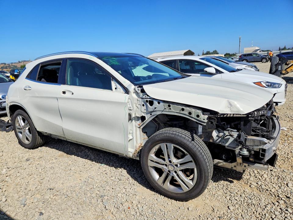 2015 Mercedes-benz Gla-class VIN WDCTG4EB7FJ172999 COPART salvage auction — FRONT END, Ca - Salvage Certificate, sold $2,250 on 2026-07-16 (photo 4)