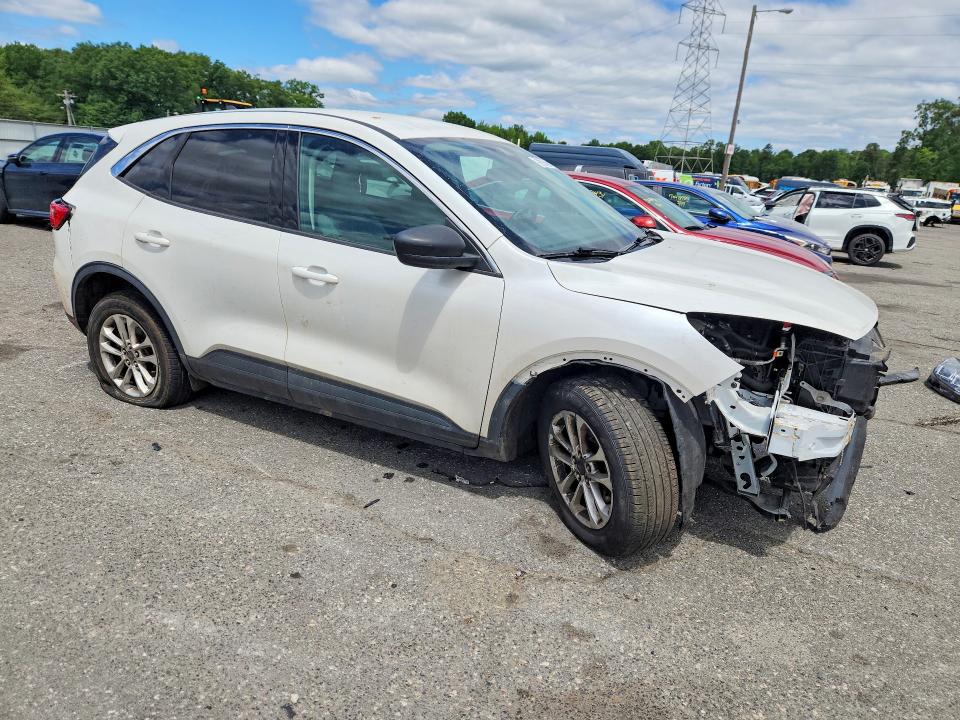 2022 Ford Escape VIN 1FMCU9G61NUA60655 COPART salvage auction — FRONT END, Va - Cert Of Title - Salvage, sold $1,300 on 2026-07-09 (photo 4)