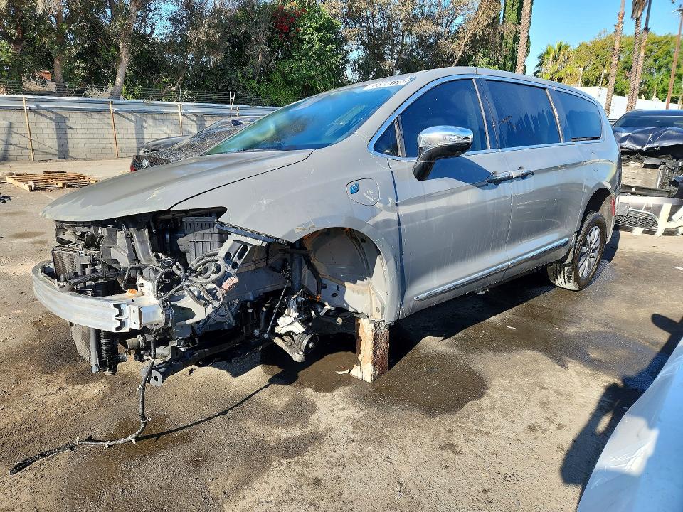 2023 Chrysler Pacifica VIN 2C4RC1S74PR614810 COPART salvage auction — UNDERCARRIAGE, CA - CERTIFICATE OF TITLE, sold $900 on 2026-07-28 (photo 1)