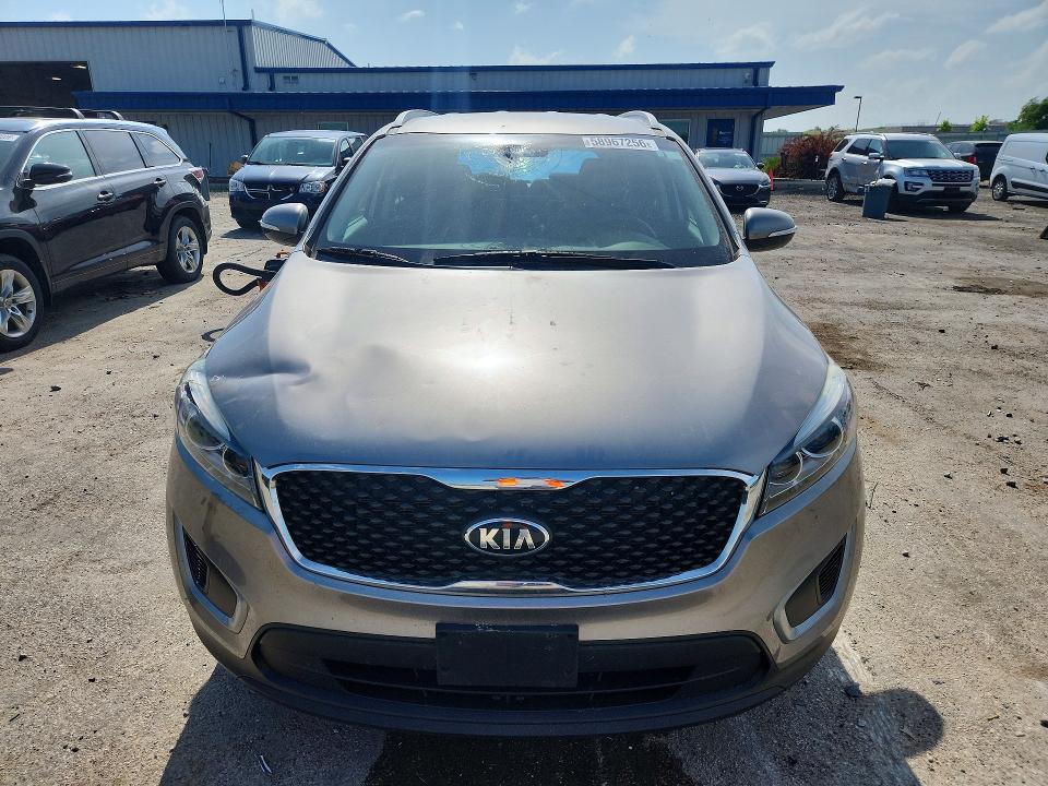 2017 Kia Sorento VIN 5XYPGDA3XHG286309 COPART salvage auction — REAR END, Wi - Certificate Of Title, sold $1,100 on 2026-07-28 (photo 5)