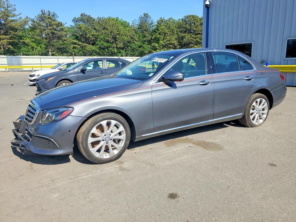 2017 Mercedes-benz E-klasse VIN WDDZF4KB6HA119047 — COPART salvage auction photo