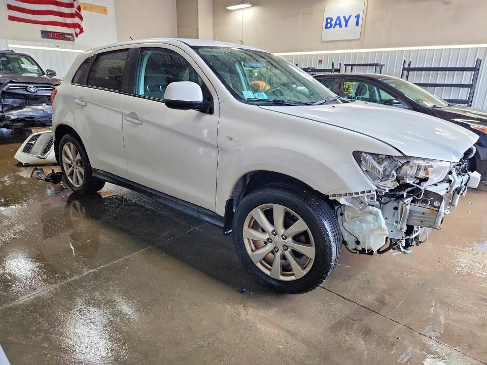 2015 Mitsubishi Outlander VIN 4A4AR3AW9FE036837 COPART salvage auction — FRONT END, Il - Salvage Certificate, sold $1,250 on 2026-07-23 (photo 4)