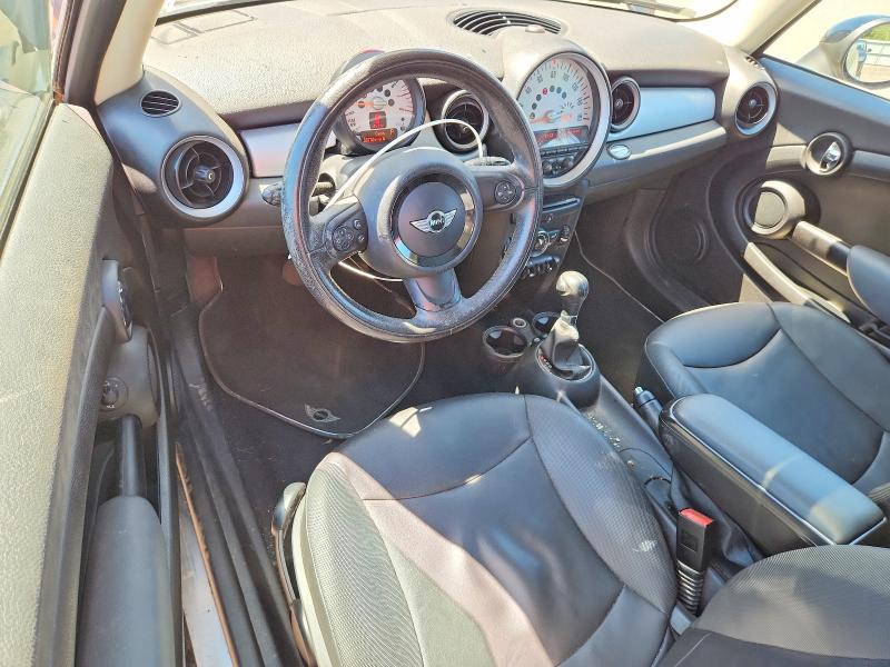 2012 Mini Cooper VIN WMWSU3C5XCT255048 COPART salvage auction — MINOR DENT/SCRATCHES, NY - CERTIFICATE OF TITLE, sold $775 on 2026-07-27 (photo 8)