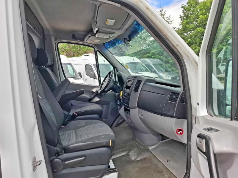2012 Mercedes-benz VIN WD3BE7CC6C5703967 COPART salvage auction — NORMAL WEAR, On - Permit No Brand - Unfit (P), sold $7,400 on 2026-07-03 (photo 5)