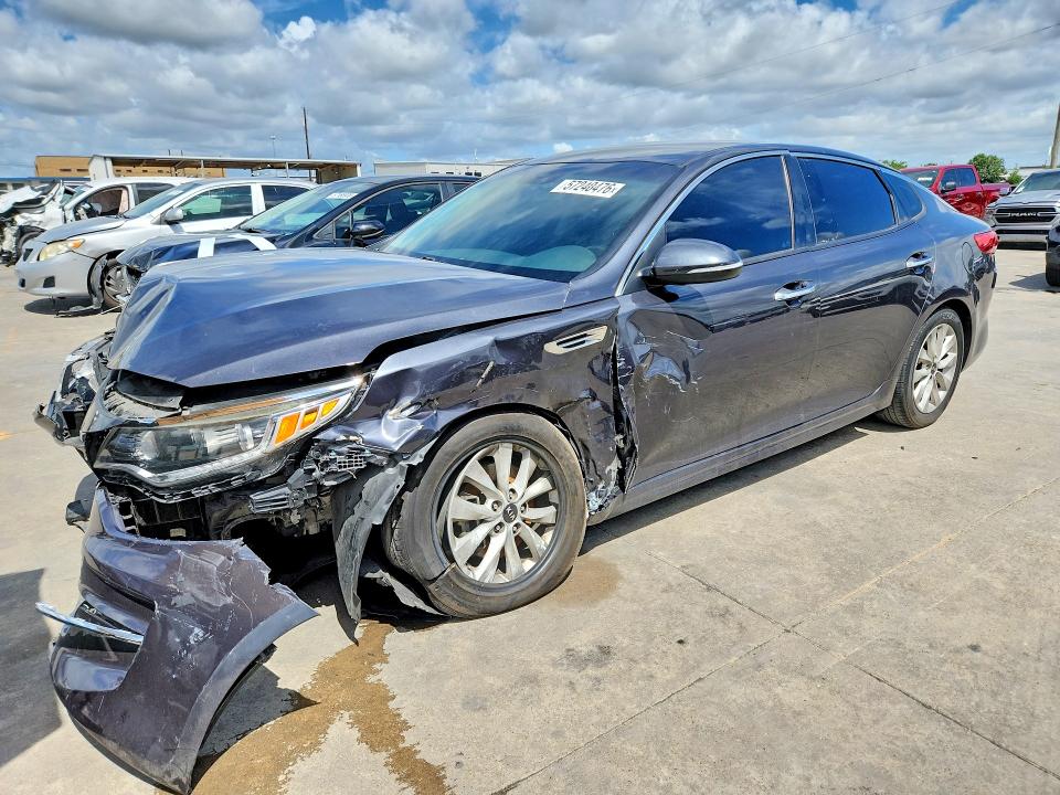 2018 Kia VIN 5XXGU4L39JG215893 — COPART salvage auction photo
