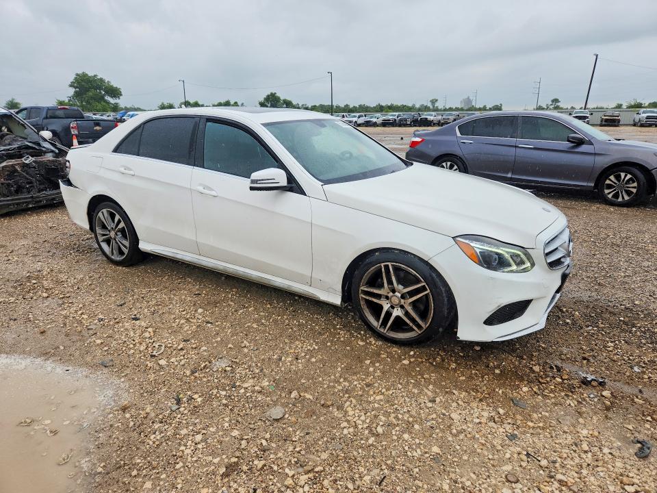 2016 Mercedes-benz VIN WDDHF5KB8GB239460 COPART salvage auction — WATER/FLOOD, Tx - Salvage Title-Flood Damage, sold $30 on 2026-07-29 (photo 4)