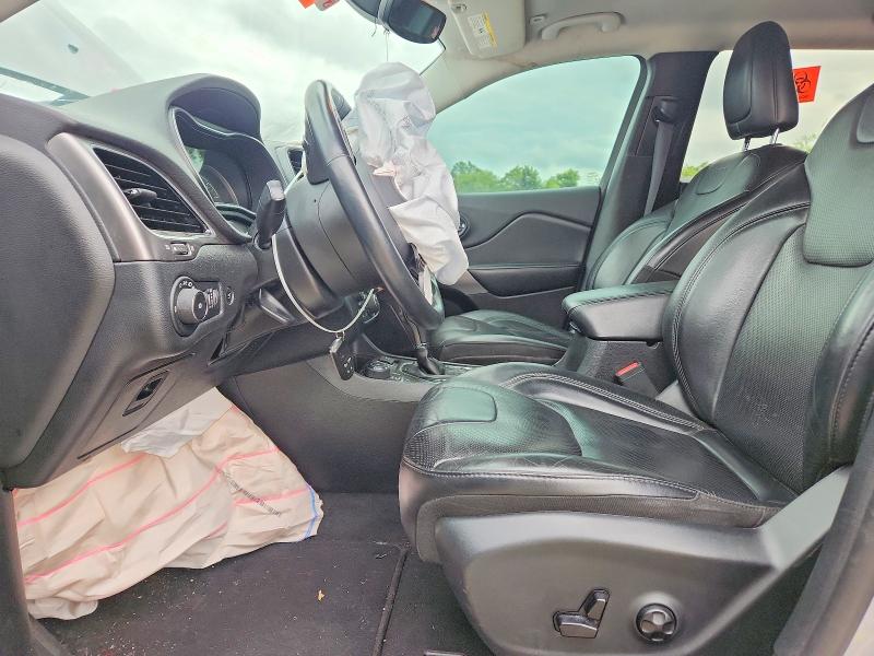 2019 Jeep Cherokee VIN 1C4PJMDX2KD423295 COPART salvage auction — FRONT END, Salvage Title, sold $2,150 on 2026-07-31 (photo 7)