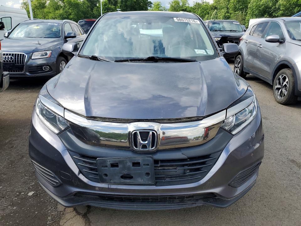 2022 Honda Hr-v VIN 3CZRU6H31NM720578 COPART salvage auction — MINOR DENT/SCRATCHES, VA - CERTIFICATE OF TITLE, sold $7,000 on 2026-07-02 (photo 5)