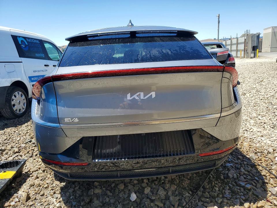 2023 Kia Ev6 VIN KNDC34LAXP5602837 COPART salvage auction — UNDERCARRIAGE, Ca - Certificate Of Title, sold $7,400 on 2026-07-06 (photo 6)