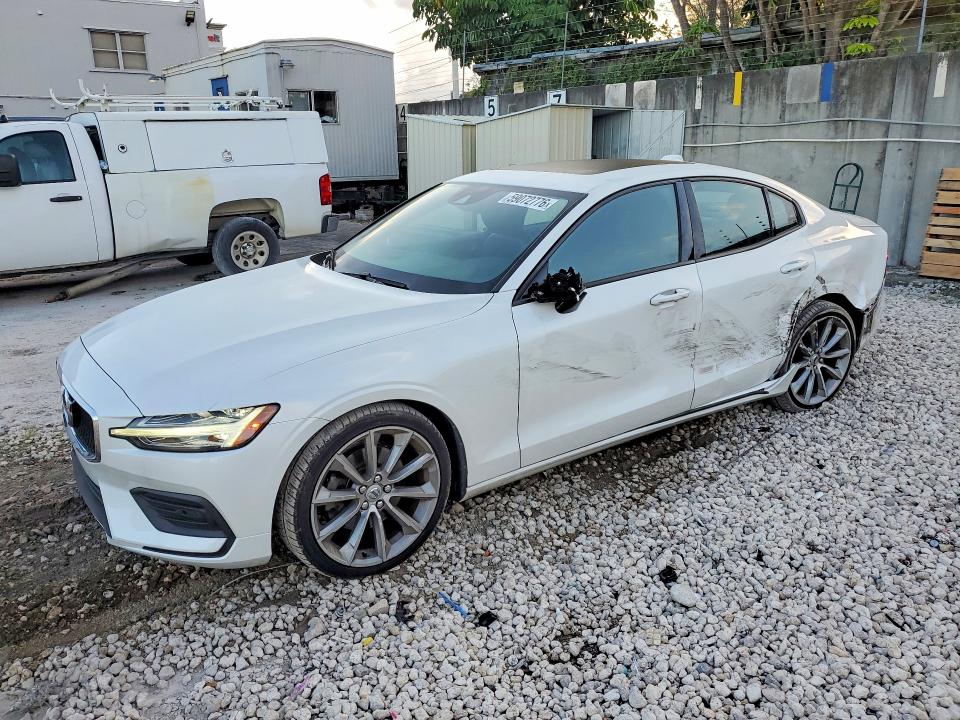 2020 Volvo S60 VIN 7JR102FK1LG065204 COPART salvage auction — SIDE, FL - CERT OF TITLE SLVG REBUILDABLE, sold $275 on 2026-07-28 (photo 1)