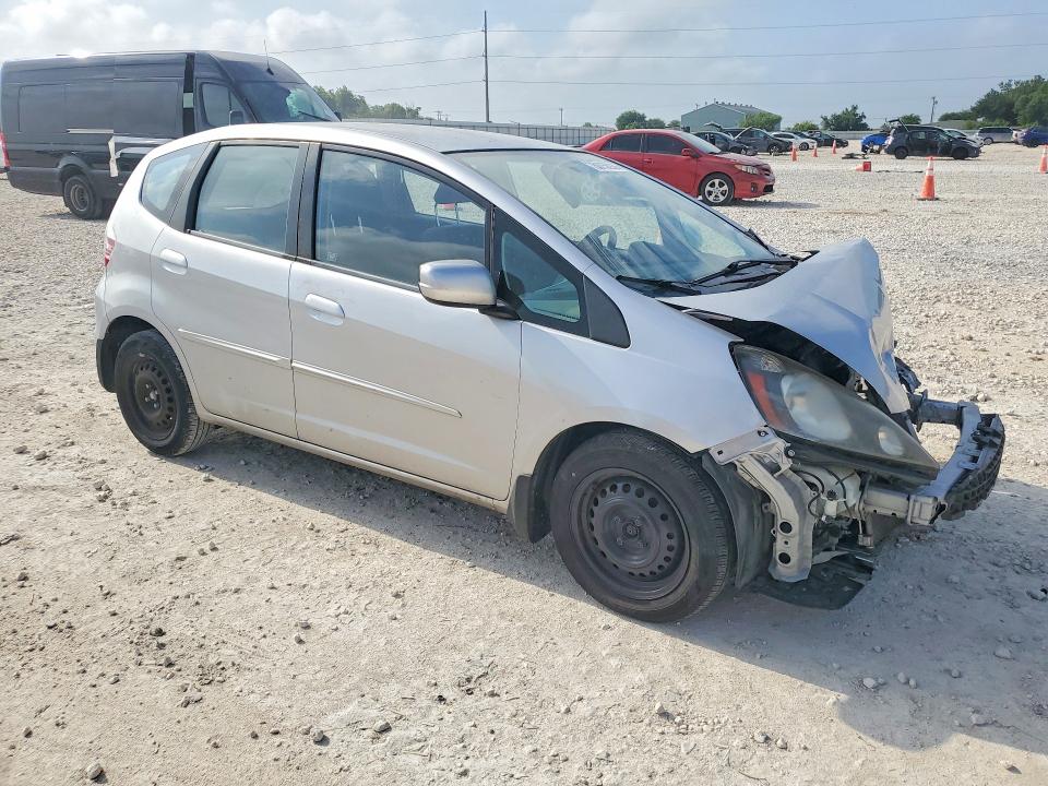 2013 Honda Fit VIN JHMGE8H3XDC064594 COPART salvage auction — FRONT END, Tx - Salvage Vehicle Title, sold $625 on 2026-07-16 (photo 4)