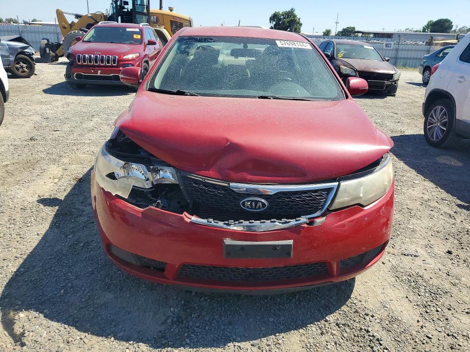 2013 Kia Forte VIN KNAFU4A28D5740603 COPART salvage auction — REAR END, CA - SALVAGE CERTIFICATE, sold $225 on 2026-07-16 (photo 5)