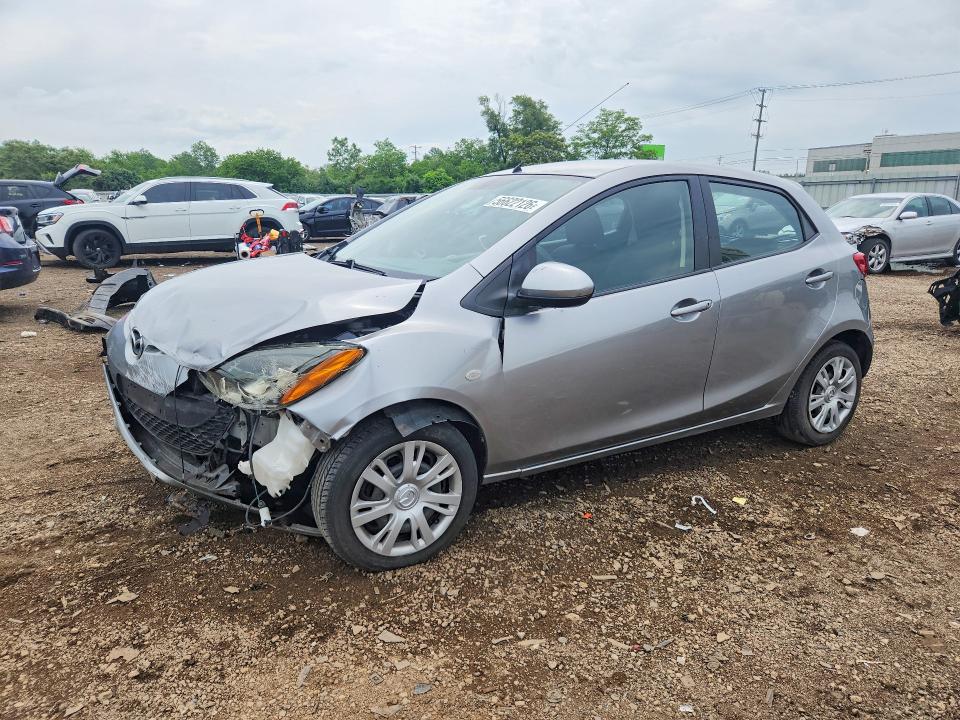 2011 Mazda 2 VIN JM1DE1HZ6B0105348 COPART salvage auction — FRONT END, Il - Salvage Certificate, sold $400 on 2026-07-31 (photo 1)