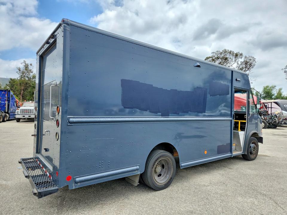 2021 Ford F59 VIN 1F65F5KN0M0A01846 COPART salvage auction — MINOR DENT/SCRATCHES, Ca - Dis/Dlr/Exp Only Clean Title, sold $17,000 on 2026-07-07 (photo 3)