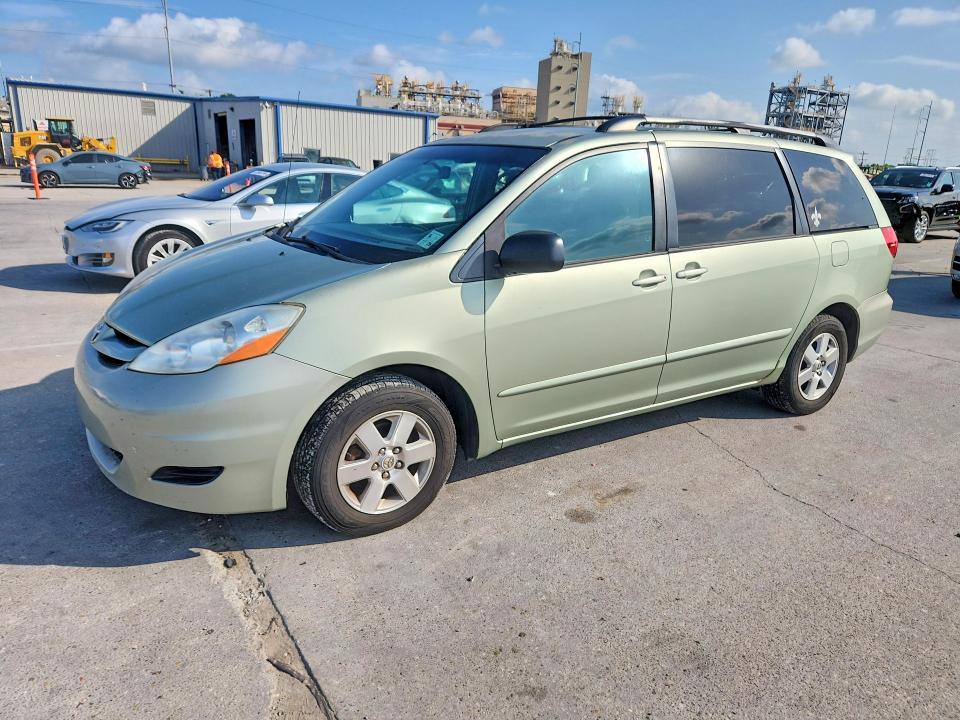 2009 Toyota Sienna VIN 5TDZK23C79S274518 COPART salvage auction — WATER/FLOOD, La - Cert Of Title-Salvage Water, sold $650 on 2026-07-08 (photo 1)