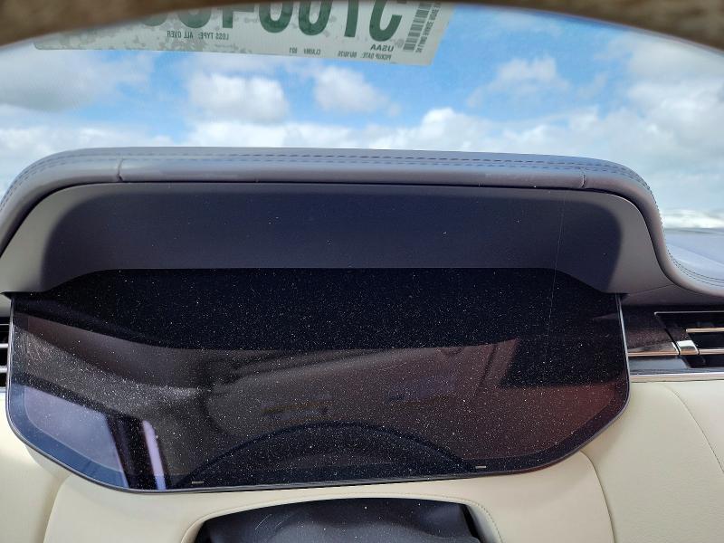 2024 Land rover RANGE ROVER VIN SALK19E98RA223159 COPART salvage auction — SIDE, Tx - Salvage Vehicle Title, sold $69,000 on 2026-08-20 (photo 9)