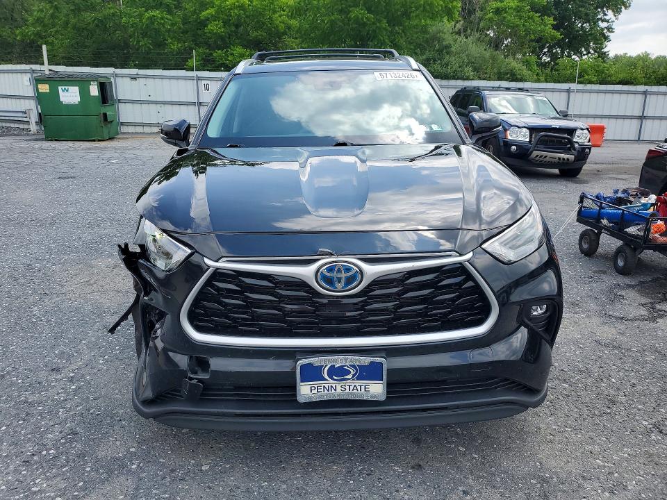 2024 Toyota Highlander VIN 5TDKBRCH6RS609919 COPART salvage auction — SIDE, Pa - Certificate Of Salvage, sold $21,600 on 2026-07-14 (photo 5)