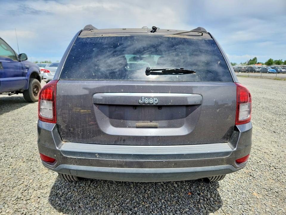 2016 Jeep Compass VIN 1C4NJCBA8GD547627 COPART salvage auction — MINOR DENT/SCRATCHES, Or - Certificate Of Title, sold $800 on 2026-07-28 (photo 6)