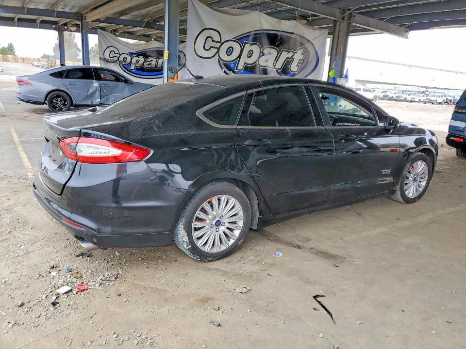 2016 Ford Fusion VIN 3FA6P0PU9GR229033 COPART salvage auction — REAR END, Ca - Salvage Certificate, sold $450 on 2026-07-02 (photo 3)