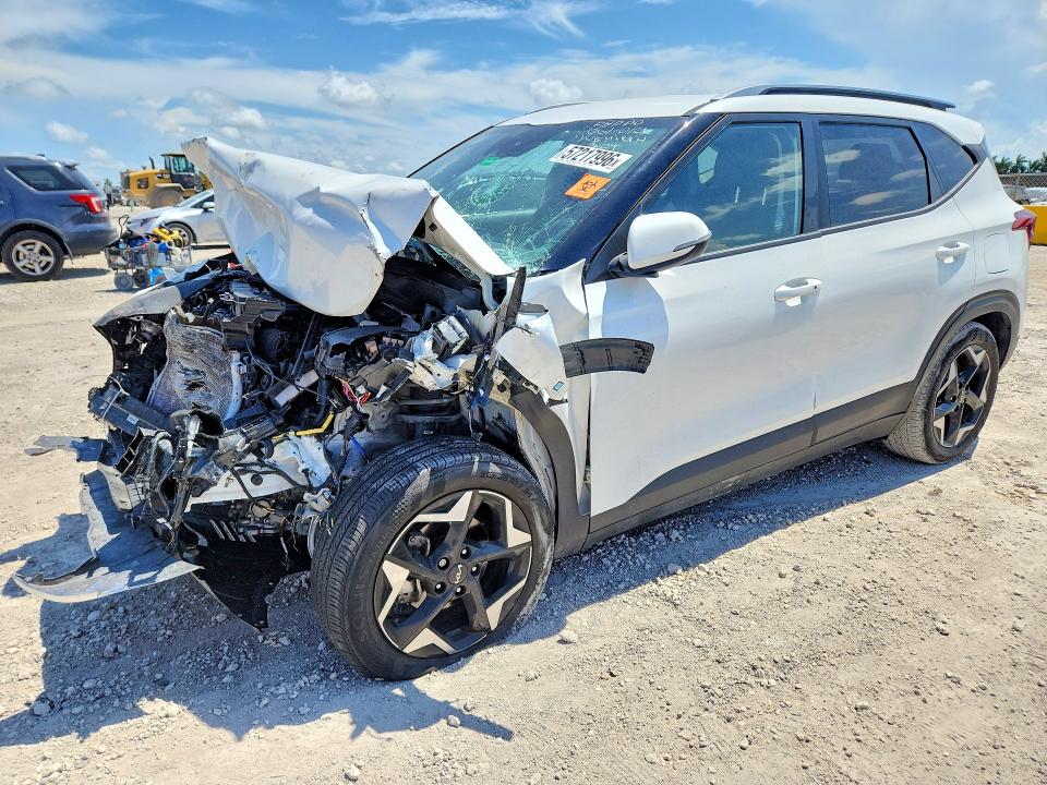 2025 Kia Seltos VIN KNDEU2AAXS7710336 COPART salvage auction — FRONT END, Fl - Certificate Of Destruction, sold $1,600 on 2026-07-15 (photo 1)