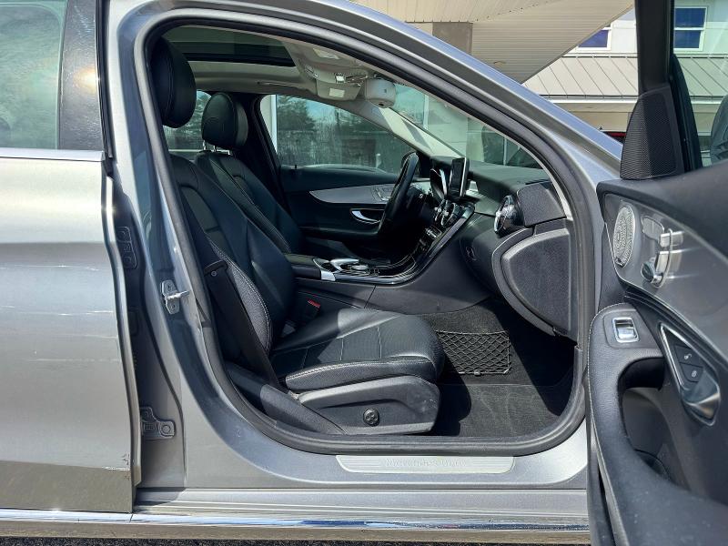 2015 Mercedes-benz C class VIN 55SWF4KBXFU006816 COPART salvage auction — MINOR DENT/SCRATCHES, Il - Certificate Of Title (P), sold $6,000 on 2026-07-02 (photo 5)