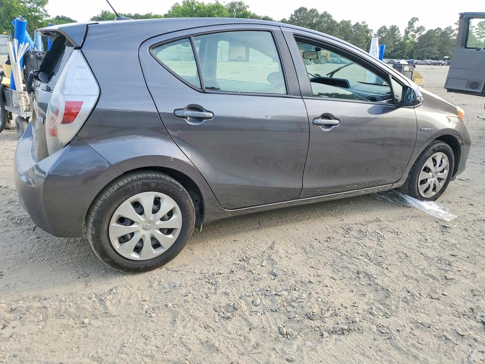 2014 Toyota Prius VIN JTDKDTB32E1565177 COPART salvage auction — REAR END, VA - CERT OF TITLE - SALVAGE, sold $825 on 2026-07-28 (photo 3)