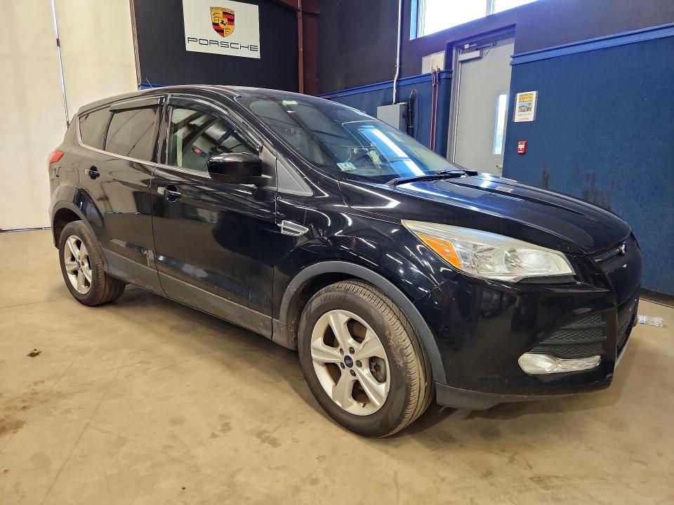 2016 Ford Escape VIN 1FMCU9GX6GUA06473 COPART salvage auction — MINOR DENT/SCRATCHES, Ma - Certificate Of Title, sold $1,950 on 2026-08-13 (photo 4)