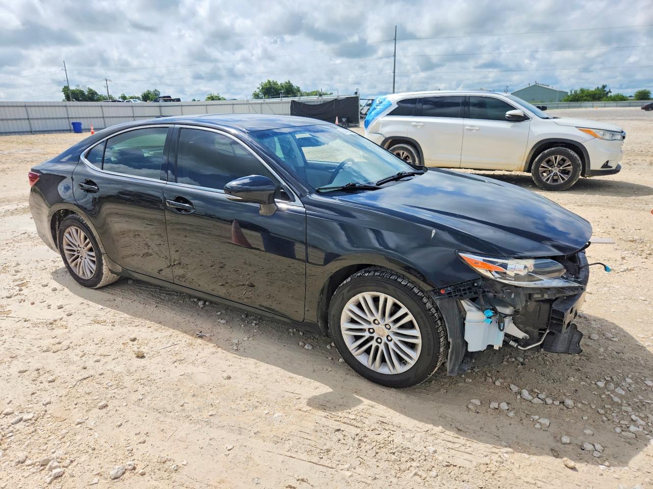 2017 Lexus ES 350 VIN 58ABK1GG3HU054042 COPART salvage auction — Front End, TX - SALVAGE VEHICLE TITLE (P), sold $6,500 on 2026-07-09 (photo 4)