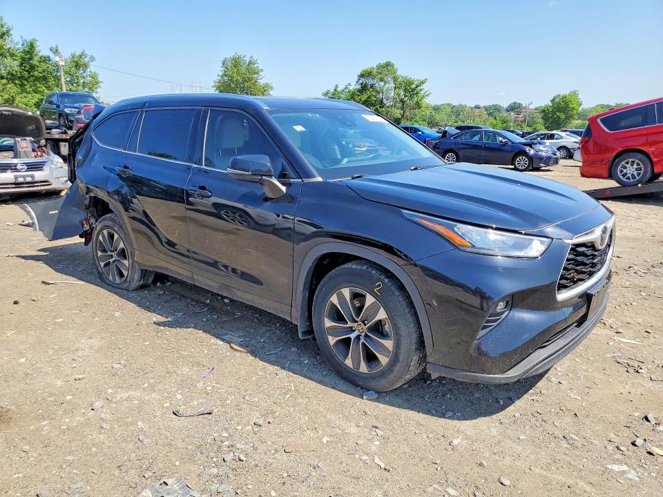2020 Toyota Highlander VIN 5TDHZRBH6LS506742 COPART salvage auction — REAR END, MD - CERT OF SALVAGE > 75% DAMAGE, sold $7,800 on 2026-07-23 (photo 4)
