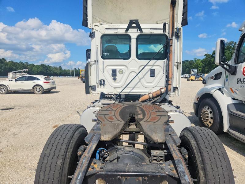 2015 Freightliner Cascadia VIN 3AKBGBDV6FSGG8488 COPART salvage auction — DAMAGE HISTORY, NE - CERTIFICATE OF TITLE (P), sold $5,300 on 2026-07-09 (photo 6)