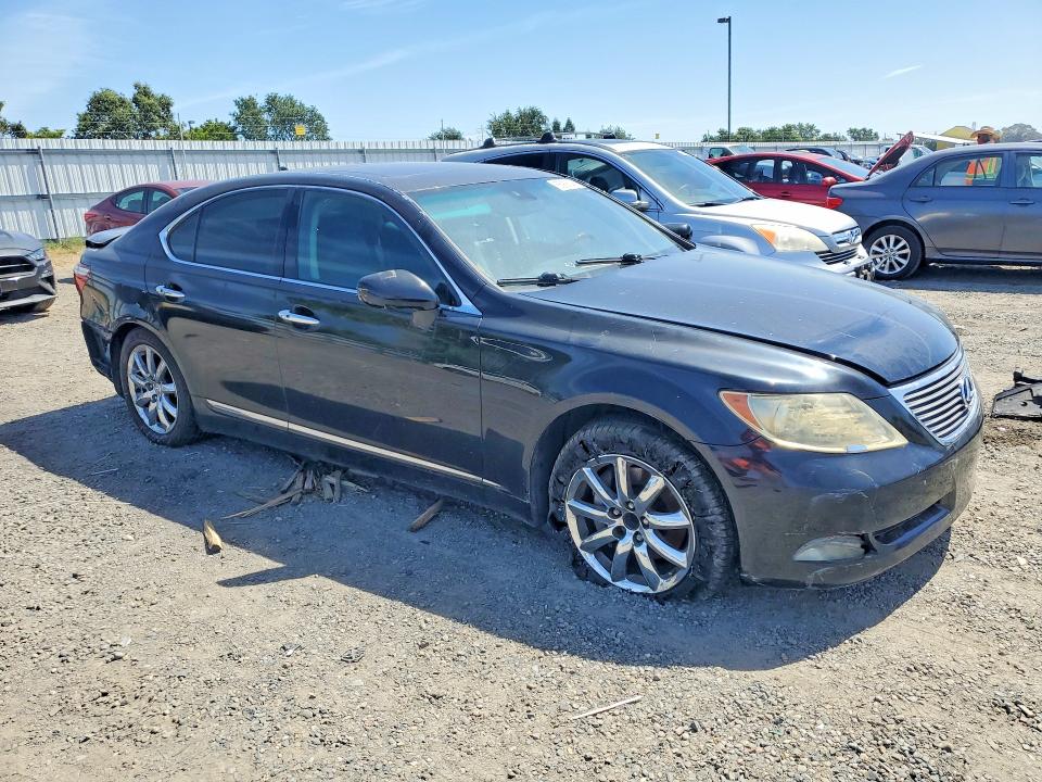 2007 Lexus Ls 460 VIN JTHBL46F675051579 COPART salvage auction — REAR END, Ca - Dis/Dlr/Exp Only Clean Title (P), sold $800 on 2026-07-28 (photo 4)