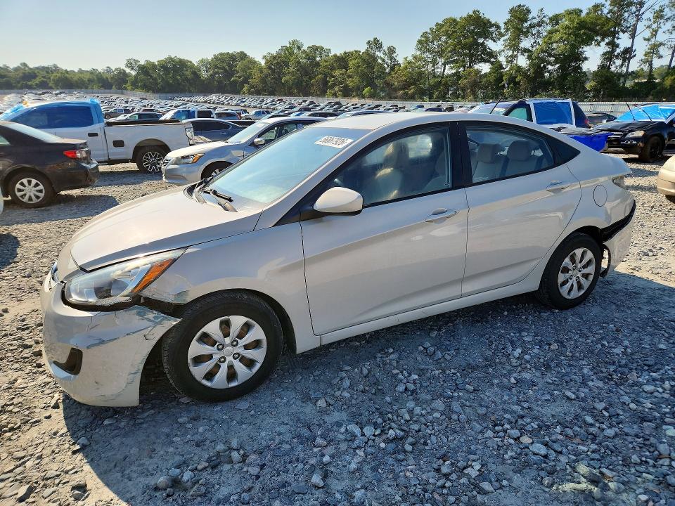 2015 Hyundai Accent VIN KMHCT4AE3FU809835 — COPART salvage auction photo