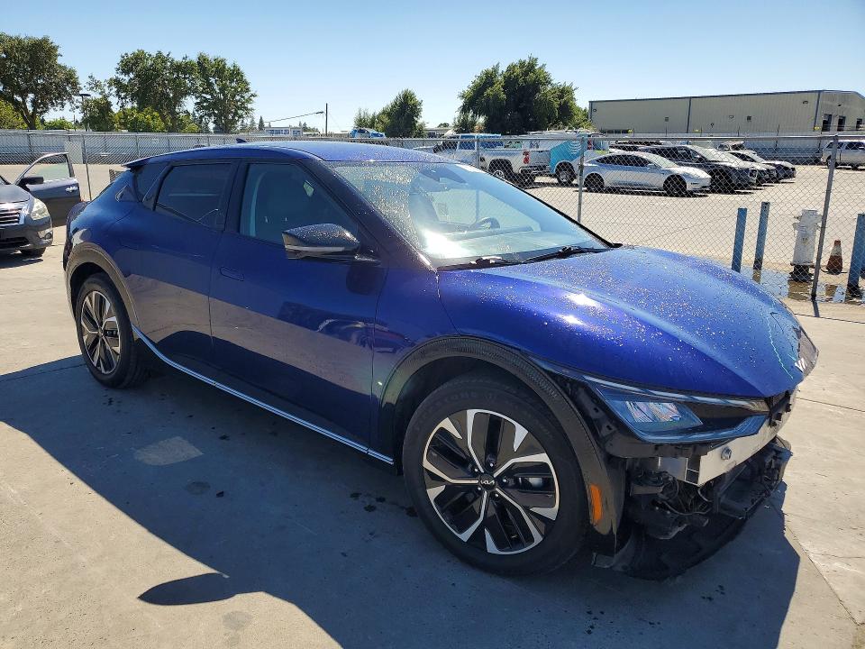 2024 Kia Ev6 VIN KNDC34LA8R5211611 COPART salvage auction — FRONT END, Ca - Certificate Of Title, sold $10,900 on 2026-07-08 (photo 4)