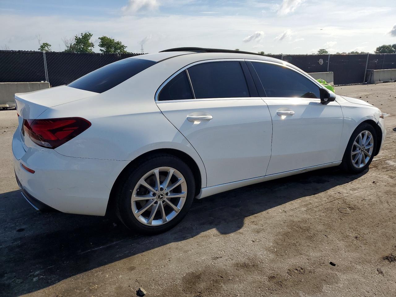 2020 Mercedes-Benz A-Class VIN W1K3G4EBXLW045707 COPART salvage auction — Minor Dent/Scratches, FL - CERTIFICATE OF TITLE (P), sold $5,800 on 2026-06-30 (photo 3)