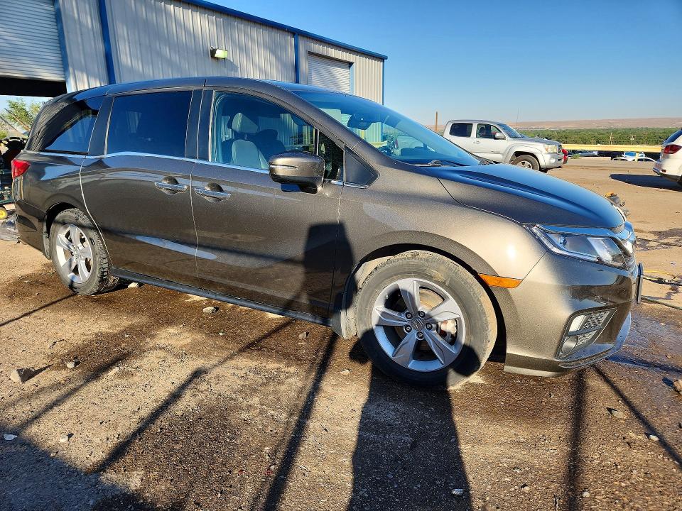 2019 Honda Odyssey VIN 5FNRL6H77KB137105 COPART salvage auction — UNDERCARRIAGE, Tx - Salvage Vehicle Title, sold $6,200 on 2026-07-23 (photo 4)
