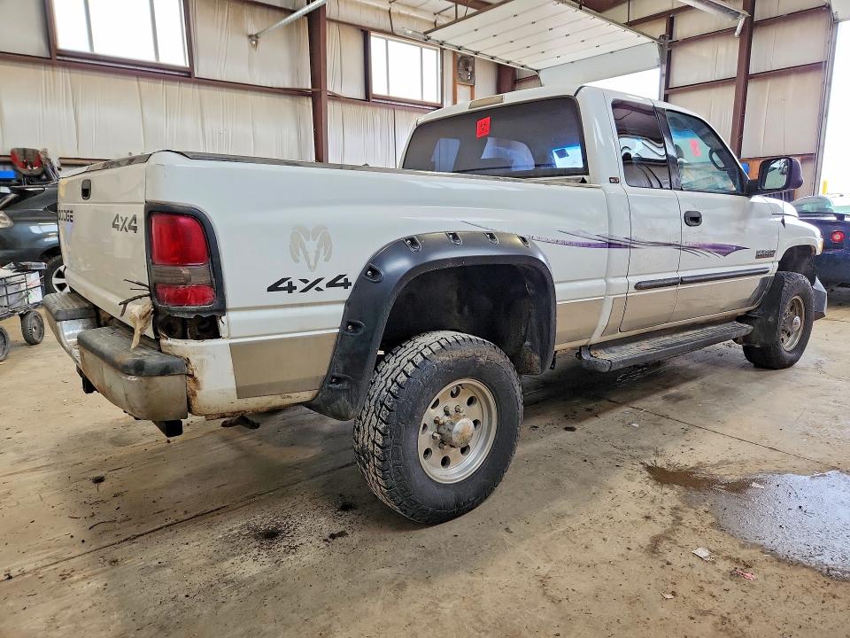 2001 Dodge Ram 2500 VIN 1B7KF23671J583696 COPART salvage auction — VANDALISM, Ab - Bos - Salvage, sold $2,150 on 2026-07-09 (photo 3)