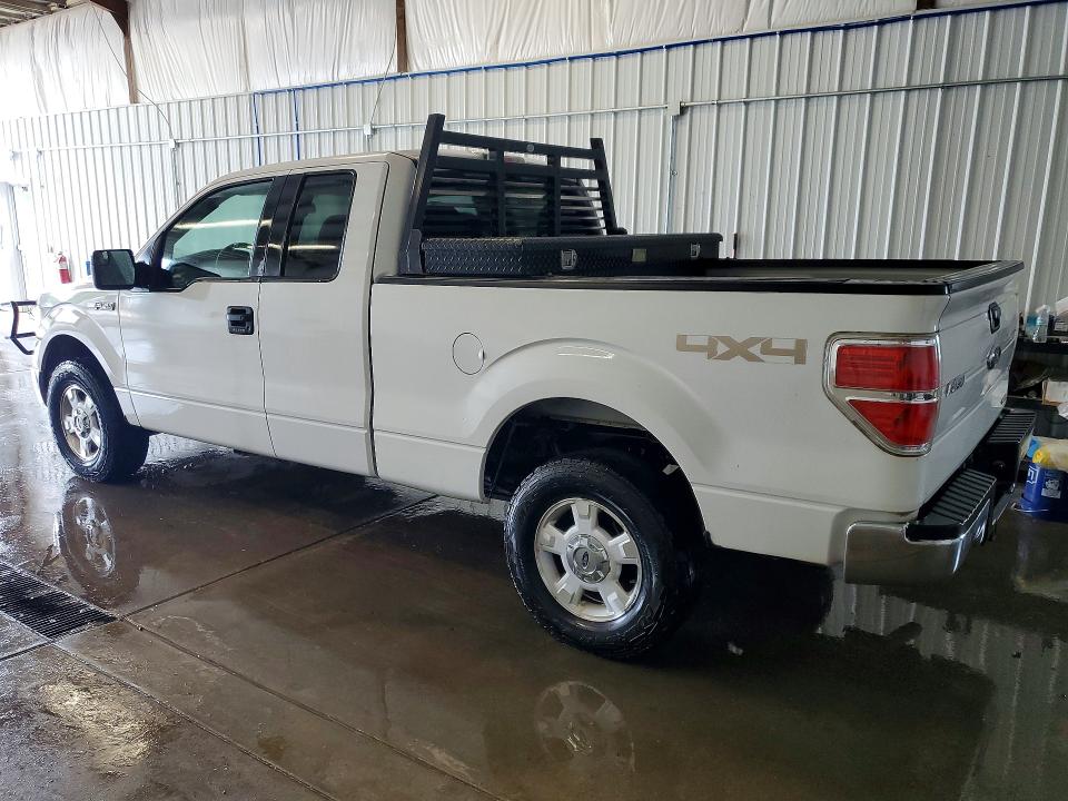 2014 Ford F-150 VIN 1FTFX1EF3EFA94744 COPART salvage auction — NORMAL WEAR, PA - CERT OF TITLE, sold $8,600 on 2026-07-09 (photo 2)