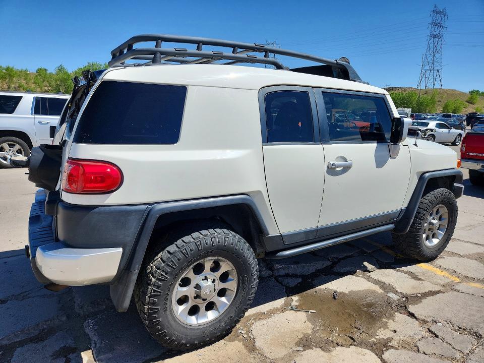 2011 Toyota Fj cruiser VIN JTEBU4BF6BK113394 COPART salvage auction — REAR END, Co - Public - Salvage Title, sold $9,200 on 2026-08-10 (photo 3)