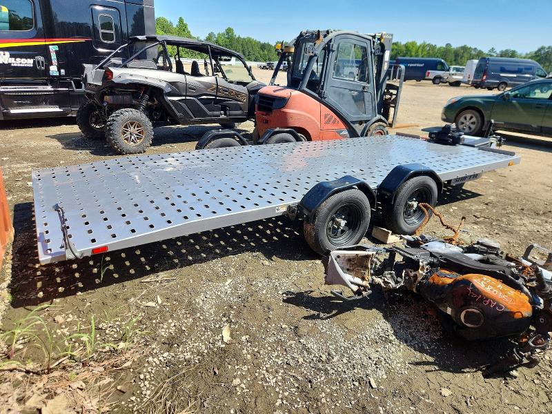 2026 Futura Shifter 1883 VIN 6ZFF1AGT1TA004758 COPART salvage auction — FRONT END, VA - CERT OF TITLE - SALVAGE, sold $2,900 on 2026-07-16 (photo 4)