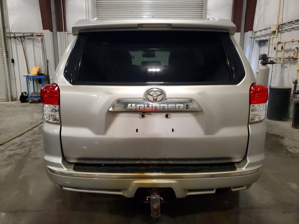 2011 Toyota 4runner VIN JTEBU5JR7B5057966 COPART salvage auction — MINOR DENT/SCRATCHES, MN - CERTIFICATE OF TITLE, sold $8,100 on 2026-07-27 (photo 6)